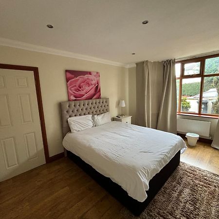 Shared House On Southmead Hotel Бристол Екстериор снимка