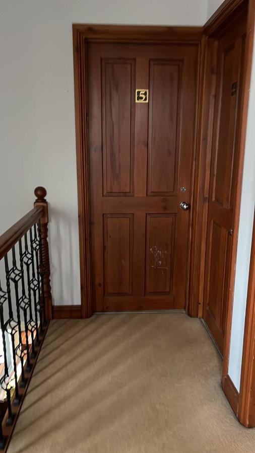 Shared House On Southmead Hotel Бристол Екстериор снимка