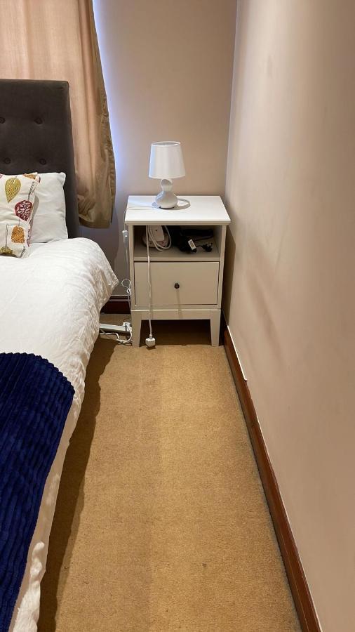 Shared House On Southmead Hotel Бристол Екстериор снимка