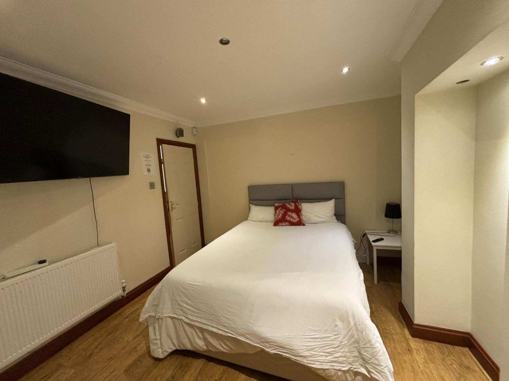 Shared House On Southmead Hotel Бристол Екстериор снимка